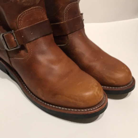 Chippewa ladies Engineer boots - Picture 6 of 9